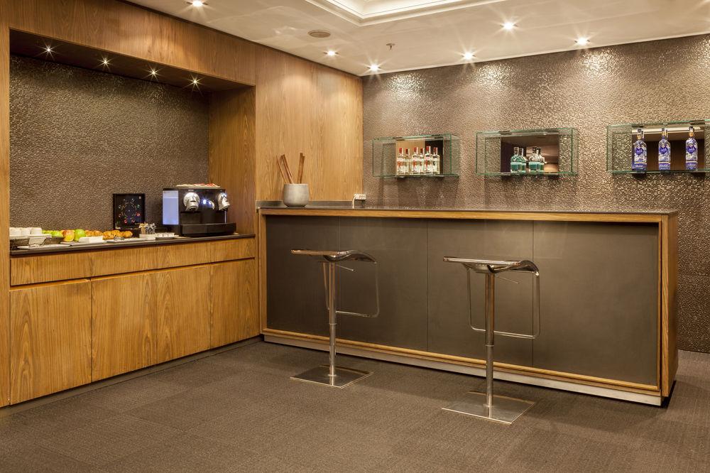 B&B Hotel Vitoria General Alava מראה חיצוני תמונה