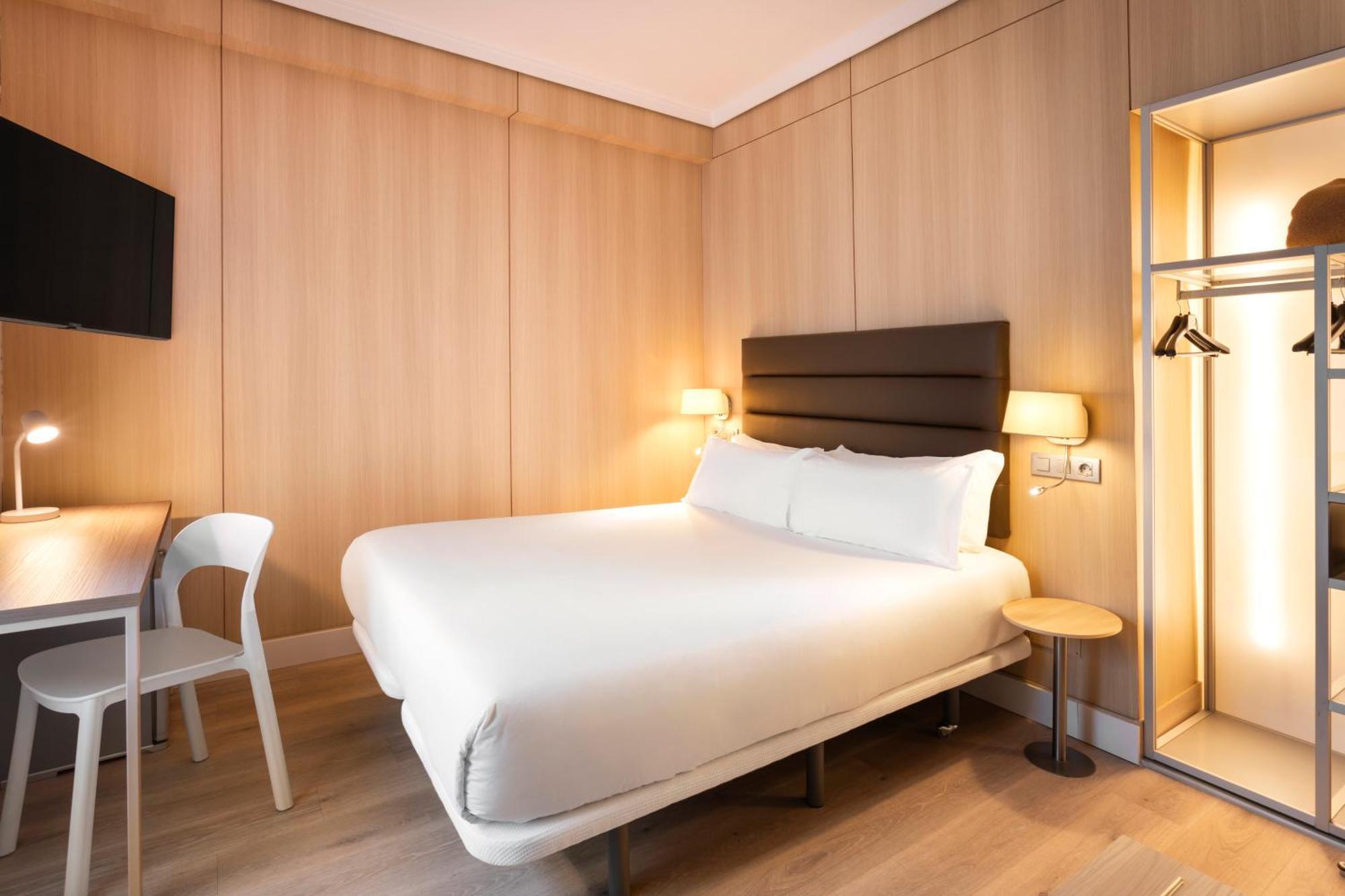 B&B Hotel Vitoria General Alava מראה חיצוני תמונה
