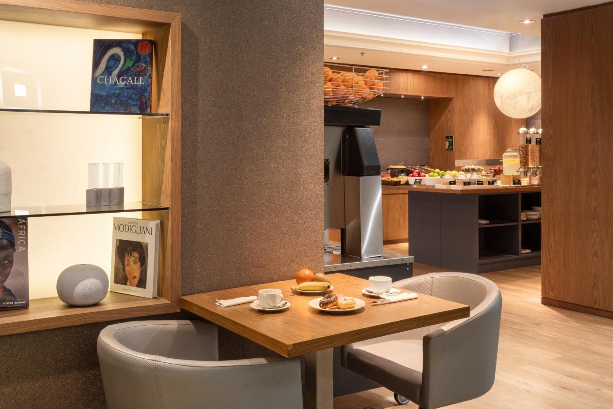 B&B Hotel Vitoria General Alava מראה חיצוני תמונה