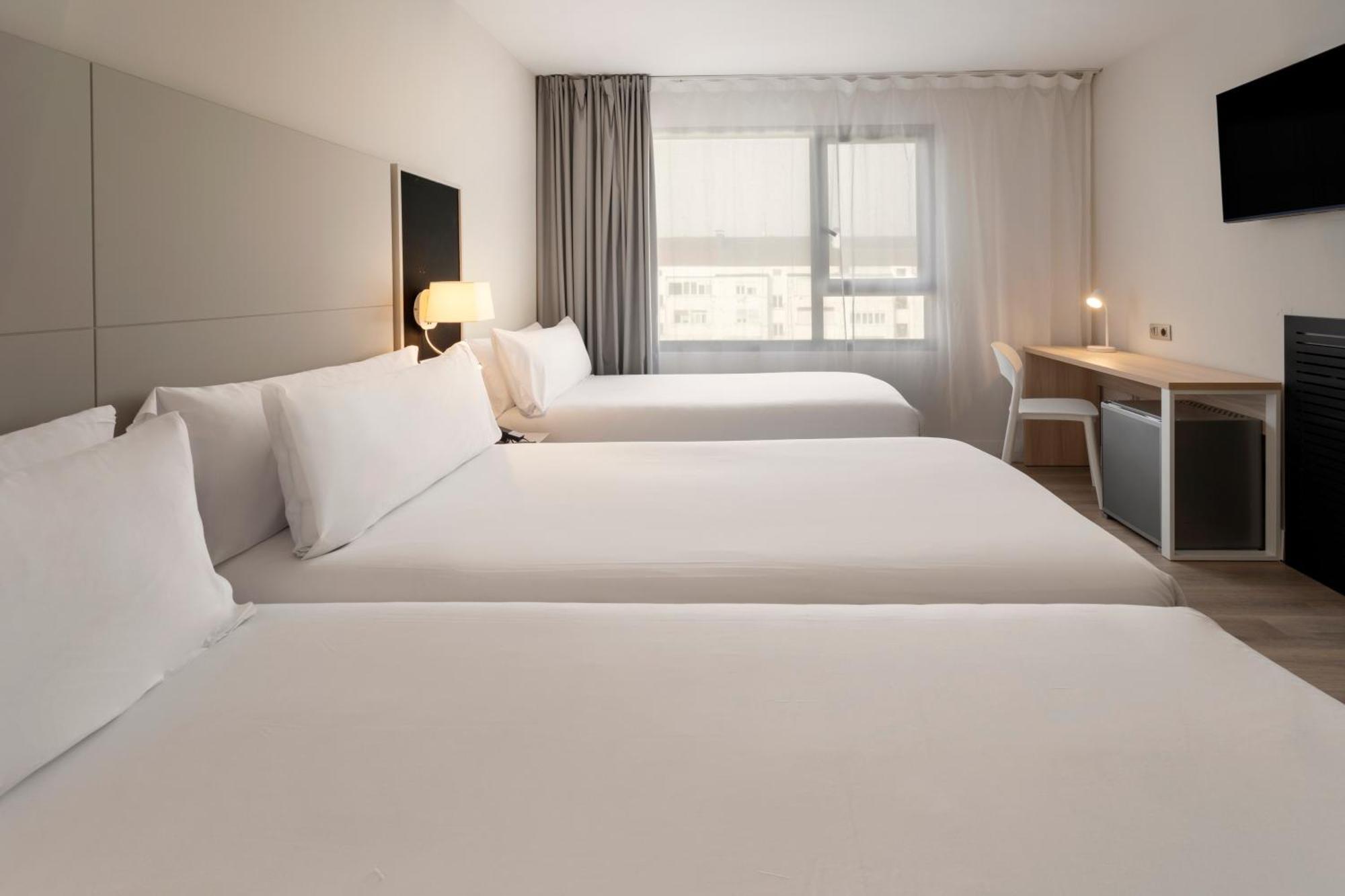 B&B Hotel Vitoria General Alava מראה חיצוני תמונה