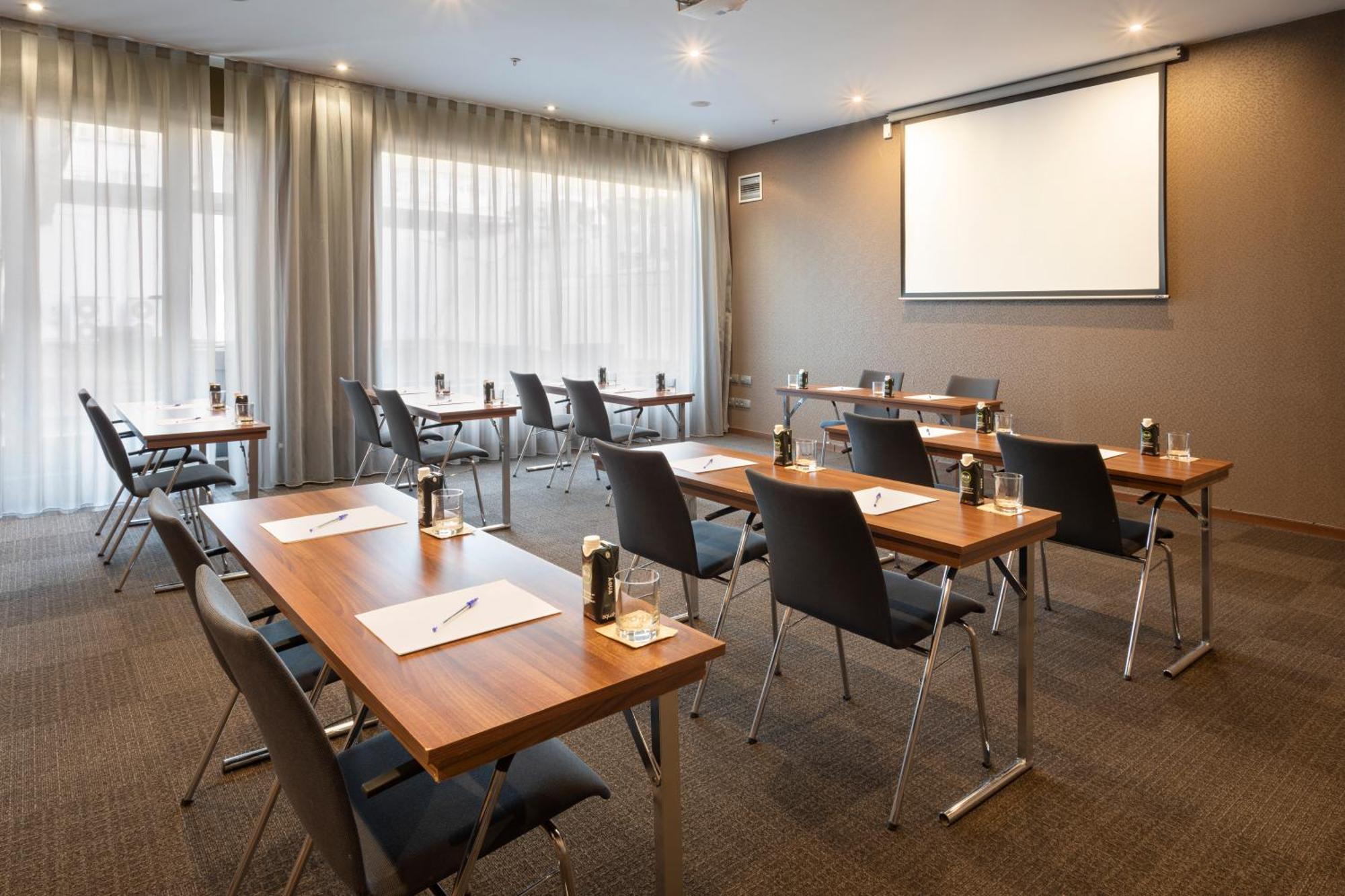 B&B Hotel Vitoria General Alava מראה חיצוני תמונה