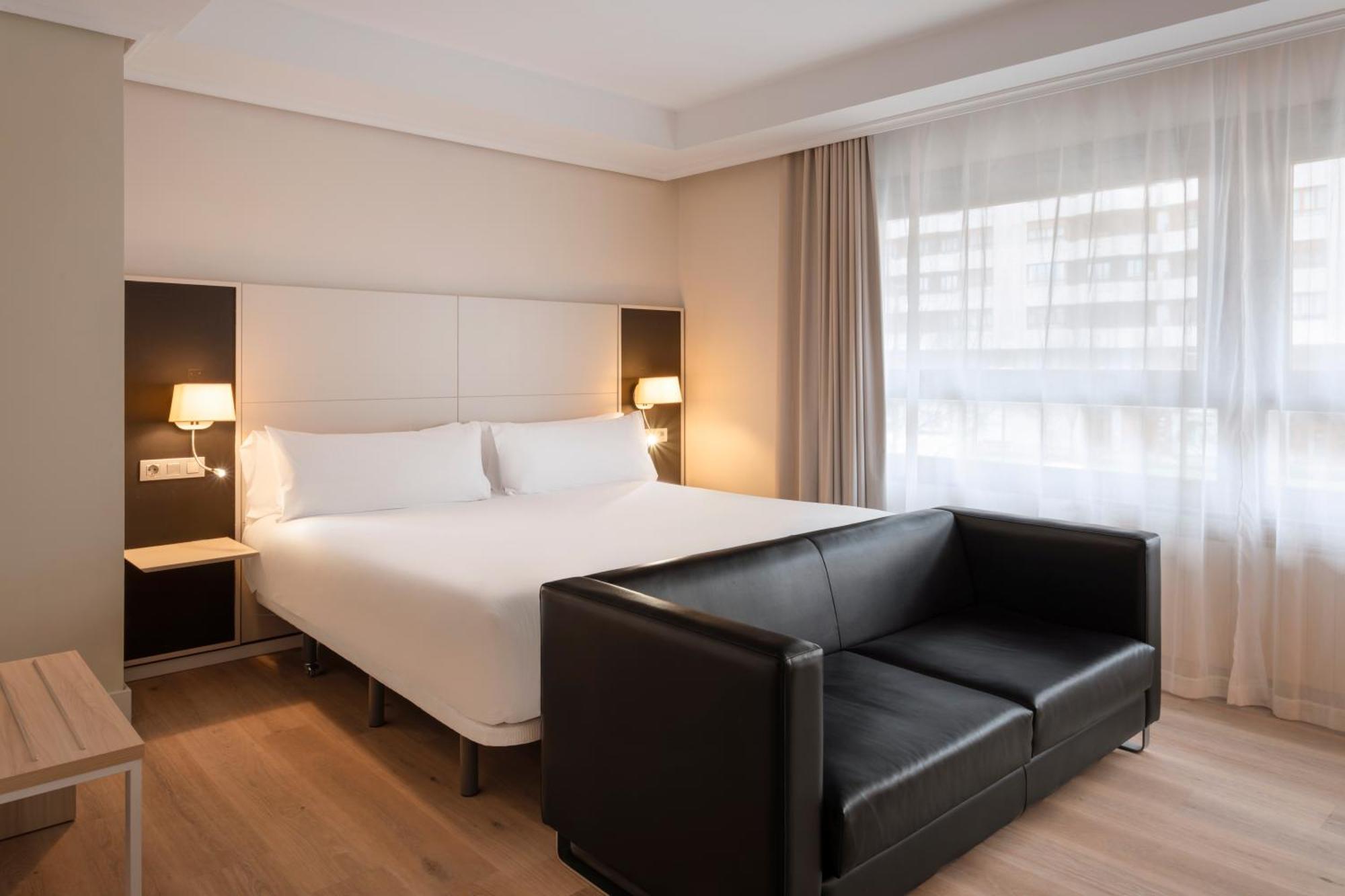 B&B Hotel Vitoria General Alava מראה חיצוני תמונה