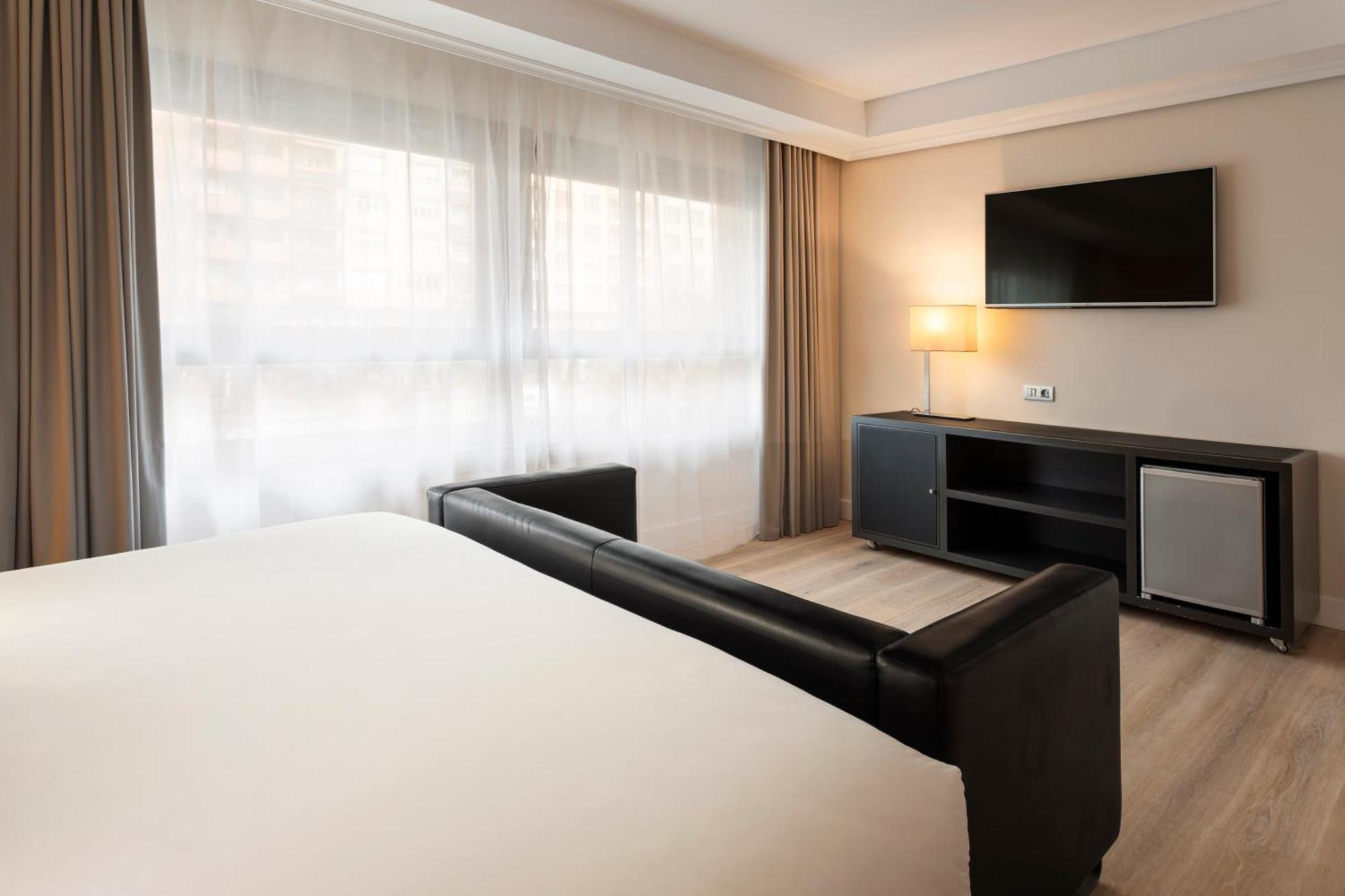 B&B Hotel Vitoria General Alava מראה חיצוני תמונה